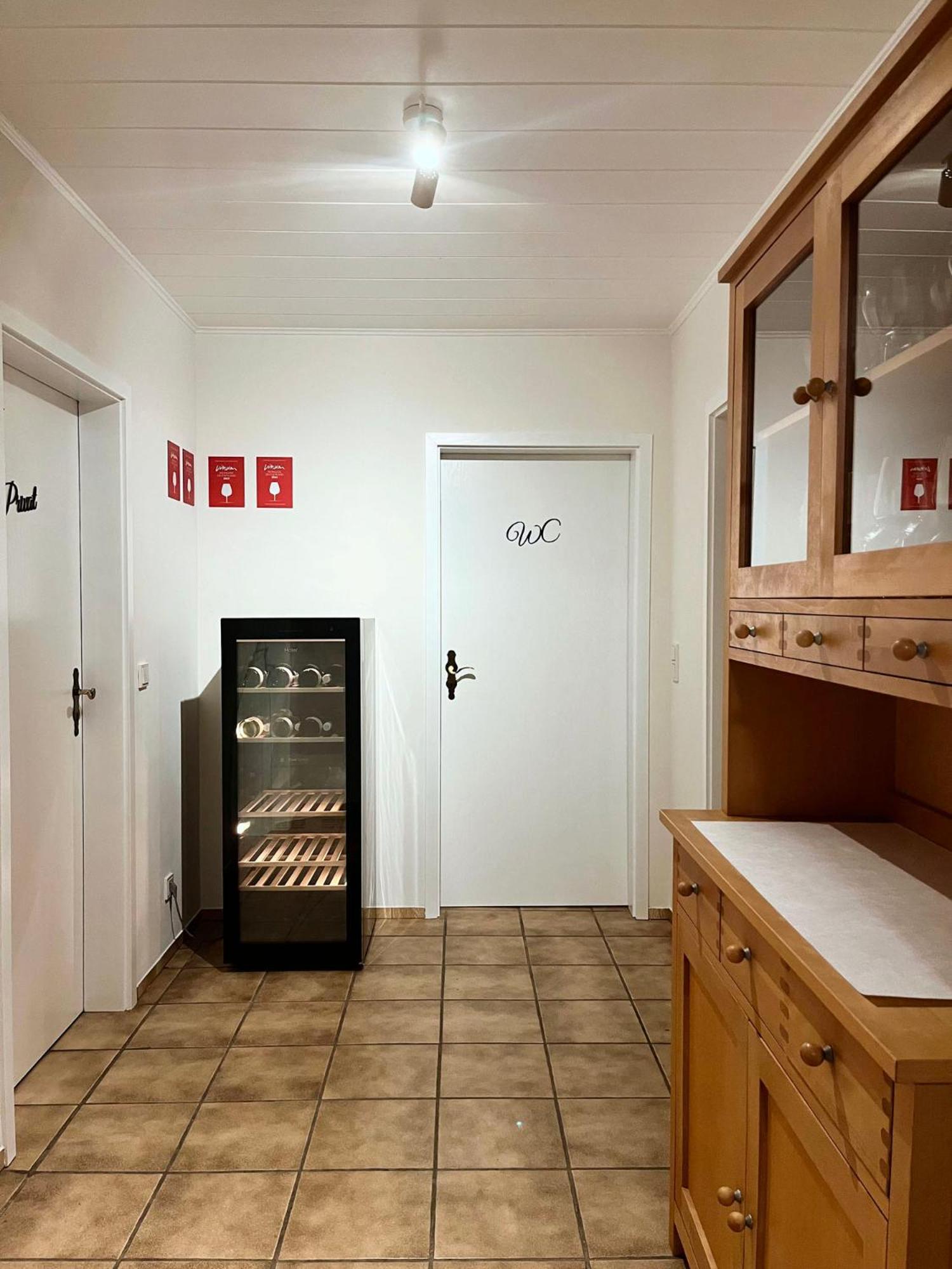 Pension 1595 Im Weingut Botzet Maring-Noviand Esterno foto